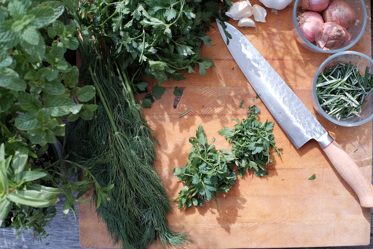 Batch-prepared containers of seasoned vegetables
